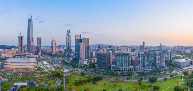东莞市的区划调整，广东省的第4大城市，为何有28个镇？