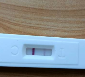 验孕棒一深一浅是怀孕了吗