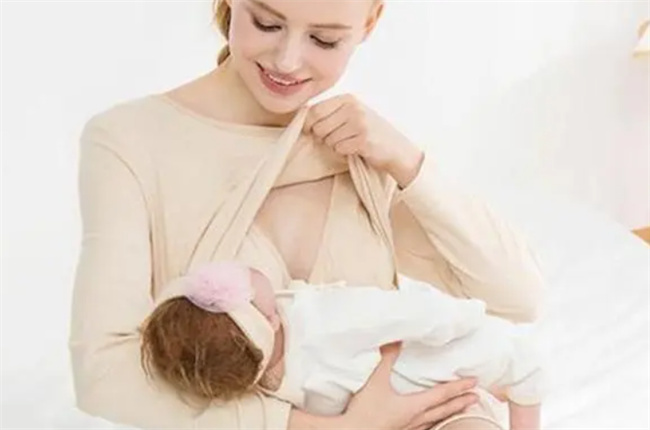 母乳喂养宝宝缺铁怎么回事