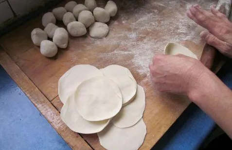 菠菜饺子皮怎么和面