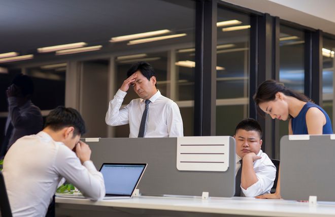 “看法比规矩更重要！”老员工一句话揭露了银行内卷的真相