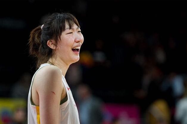 WNBA总决赛：王牌3-1自由人勇夺2连冠刷爆纪录 韩旭躺获亚军