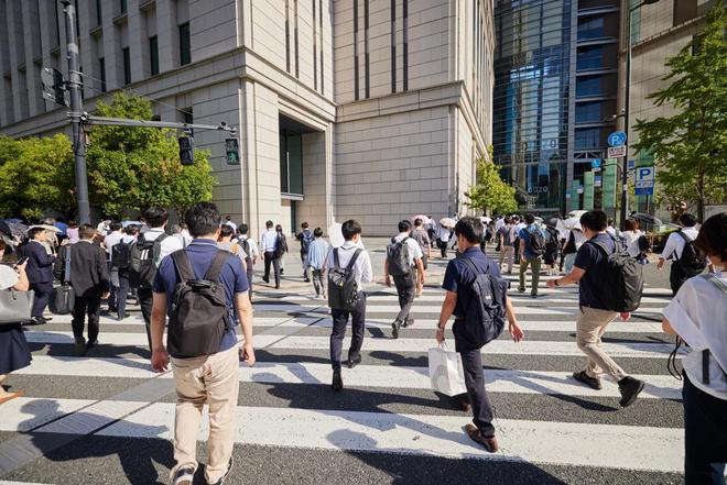 日本工会要求至少5%的工资涨幅，日本银行关注工资谈判进展