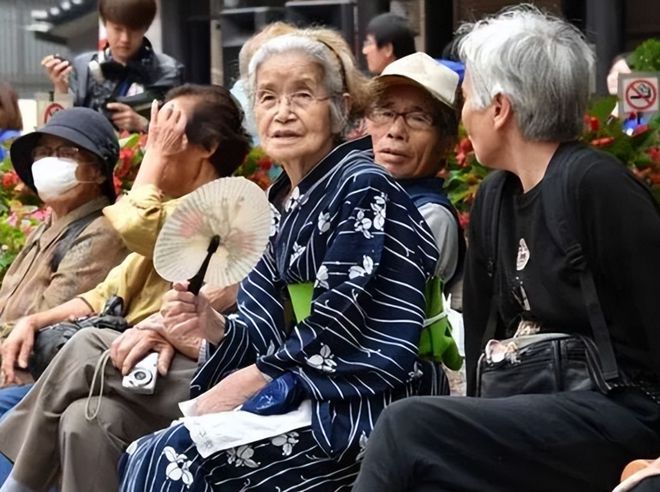 日本GDP排名再降？或被德国赶超，G7国家中，日本人均GDP几乎垫底