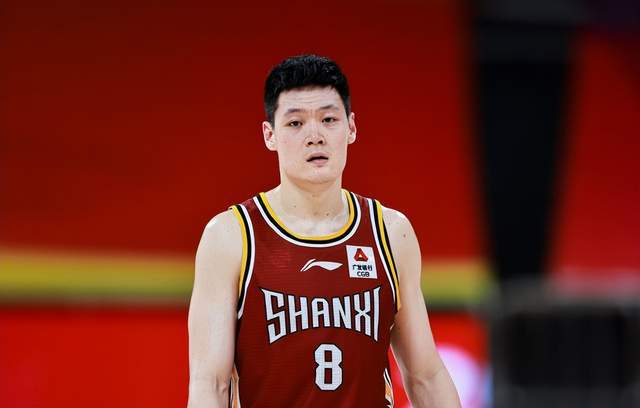 辽篮轻取3连胜，弗格33分真勇猛，张镇麟17投6中，张宁空砍24+10