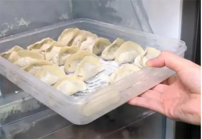 包好的饺子怎么放冰箱不会裂