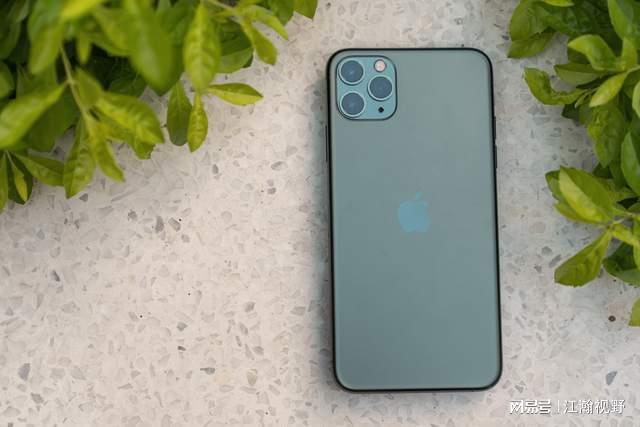 iPhone15全系电商价格大跳水，苹果为啥也不保值了？