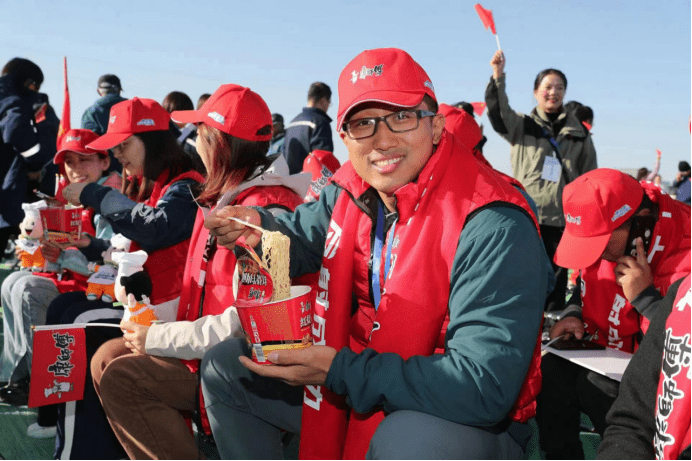 民族品牌康师傅铸就航天品质中国面，为神舟十七加油助威