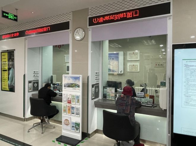 手语服务开启沟通窗口，邮储银行北京香山支行与残障客户的信任构筑