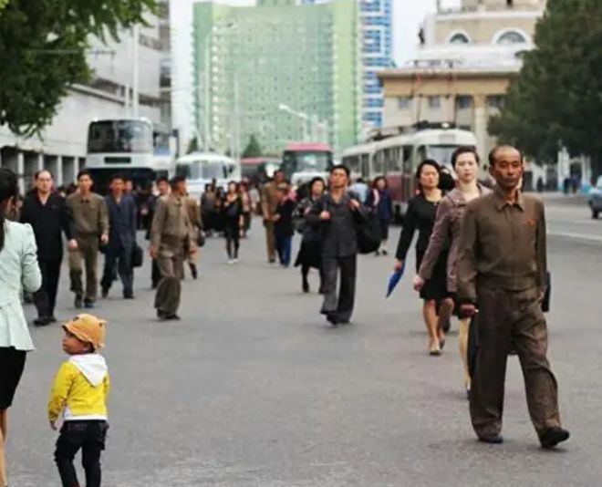 高人预测，不出意外，今明两年可能会发生四大转变！