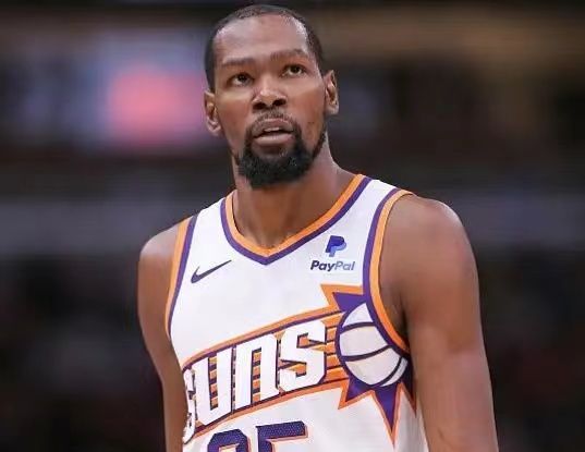 NBA又一豪强挣扎：杜兰特连9战25+无用 太阳十战六败末节崩盘